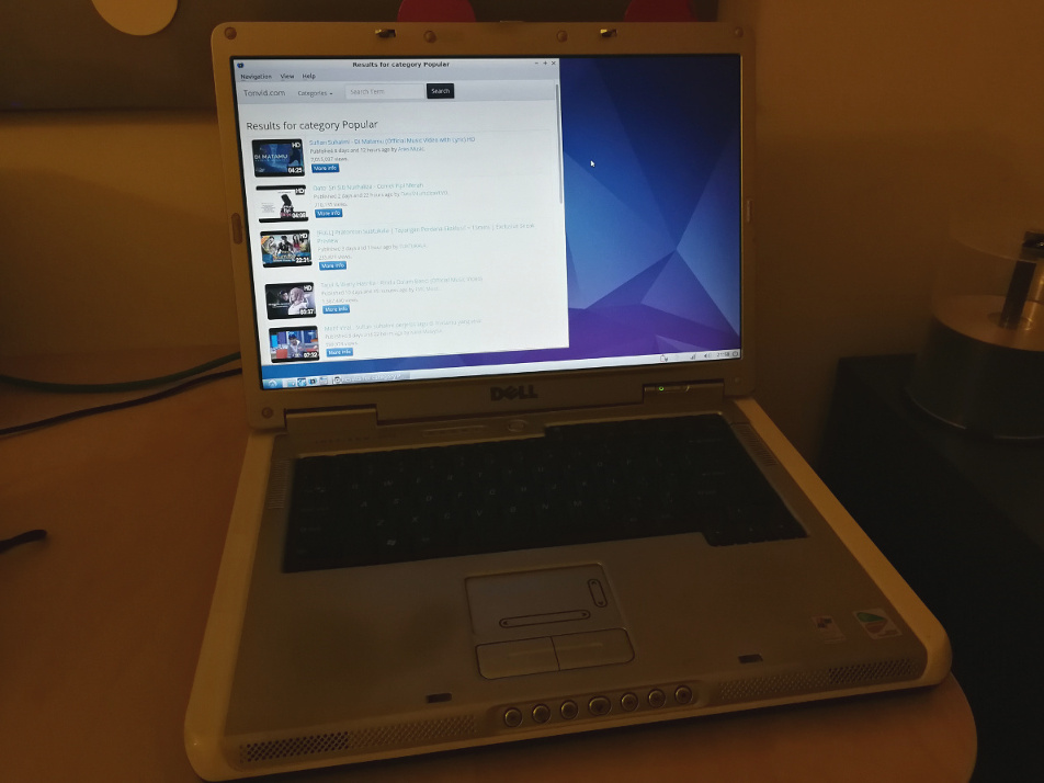 Dell Inspiron 6000 - Lubuntu SMTube